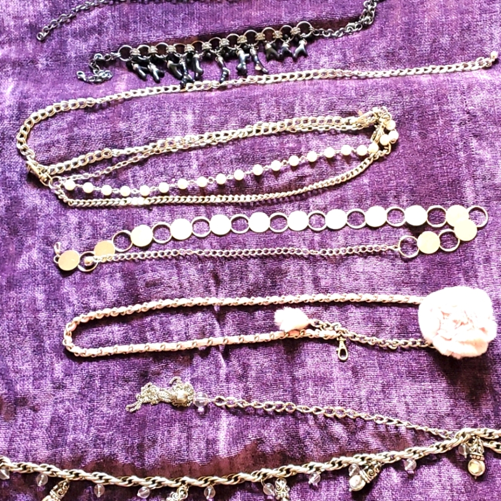 Set of 5 vintage chain belts sz S/M